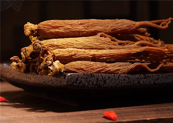 粗壮均匀有光泽：长白山全须红参/生晒参4盒99元 赠2礼袋