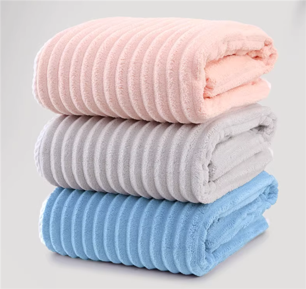 柔软加厚：呼吸37度浴巾9.9元再发车（毛巾、发帽5元）