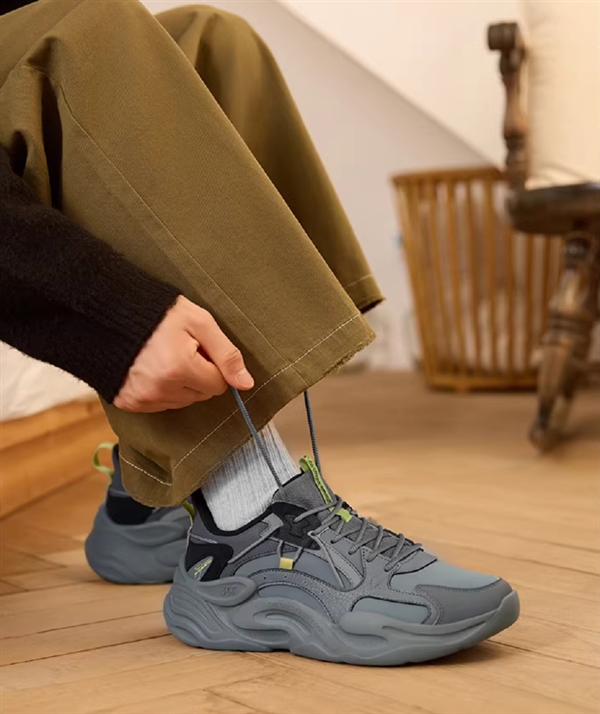 撞色百搭出彩：361°澎湃复古文化鞋119元大促（门店319元）