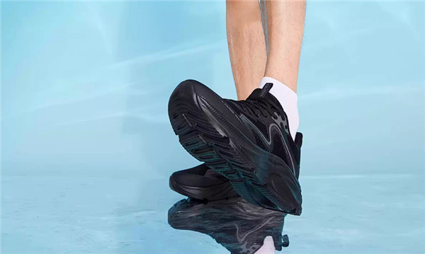 仅为门店价1折！骆驼疾风运动鞋81元起官方新低