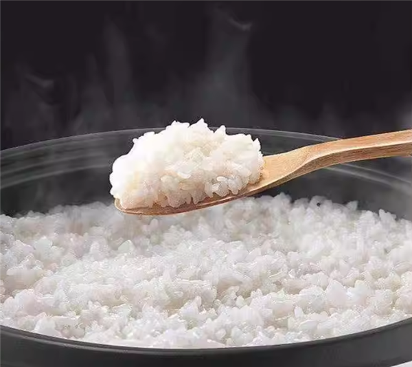 东北黑土地孕育：湖上粮仓兴凯湖湖水稻香米26元10斤大促