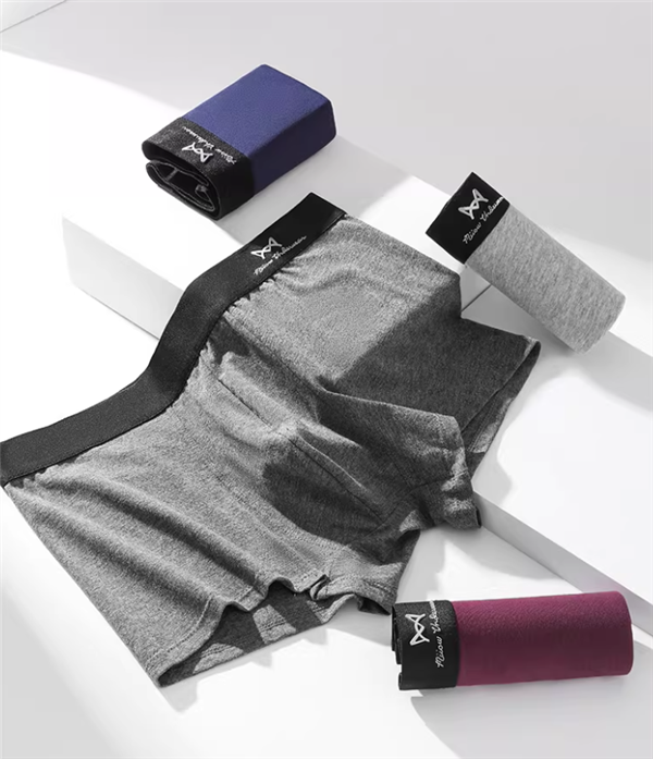 新疆长绒棉、3A级抑菌:猫人纯棉男士内裤3条/29.9元