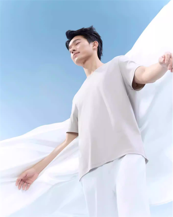 猫人水光液氨2.0凉感速干T恤38元 原价149