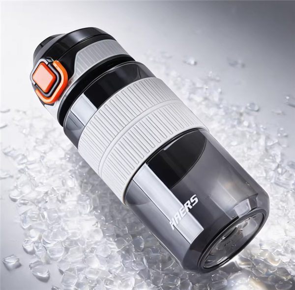 Tritan材质、一键开盖：哈尔斯水杯14.3元大促