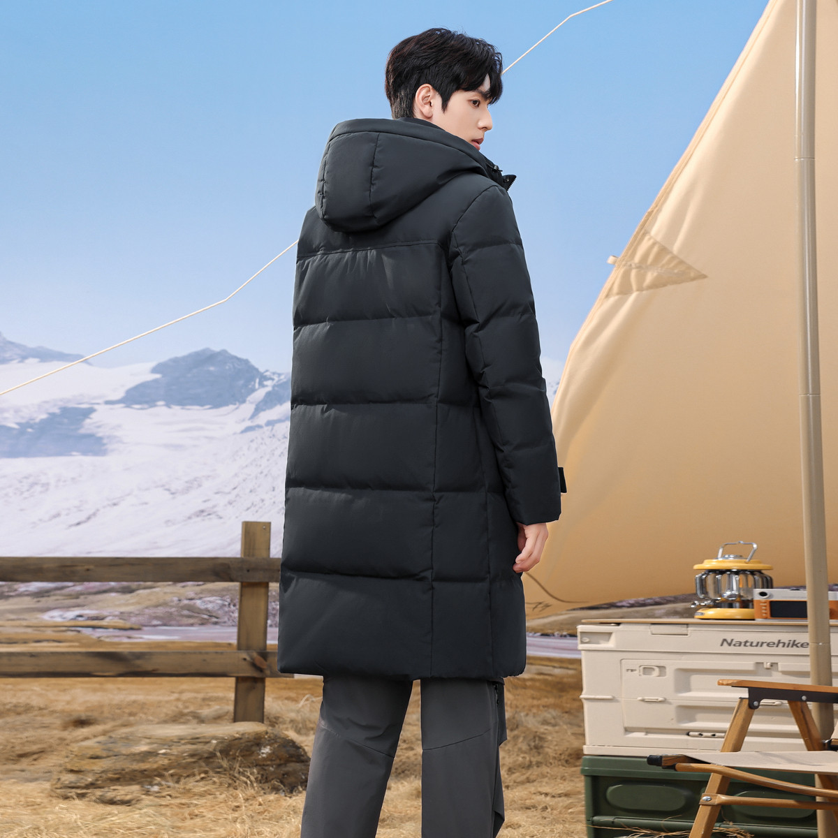 雪中飞2026冬新款男女保暖连帽长款羽绒服简约时尚加厚外套百搭